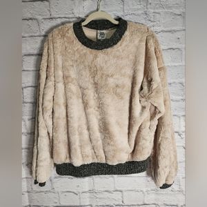 Ivy Jane size M faux fur sweatshirt.